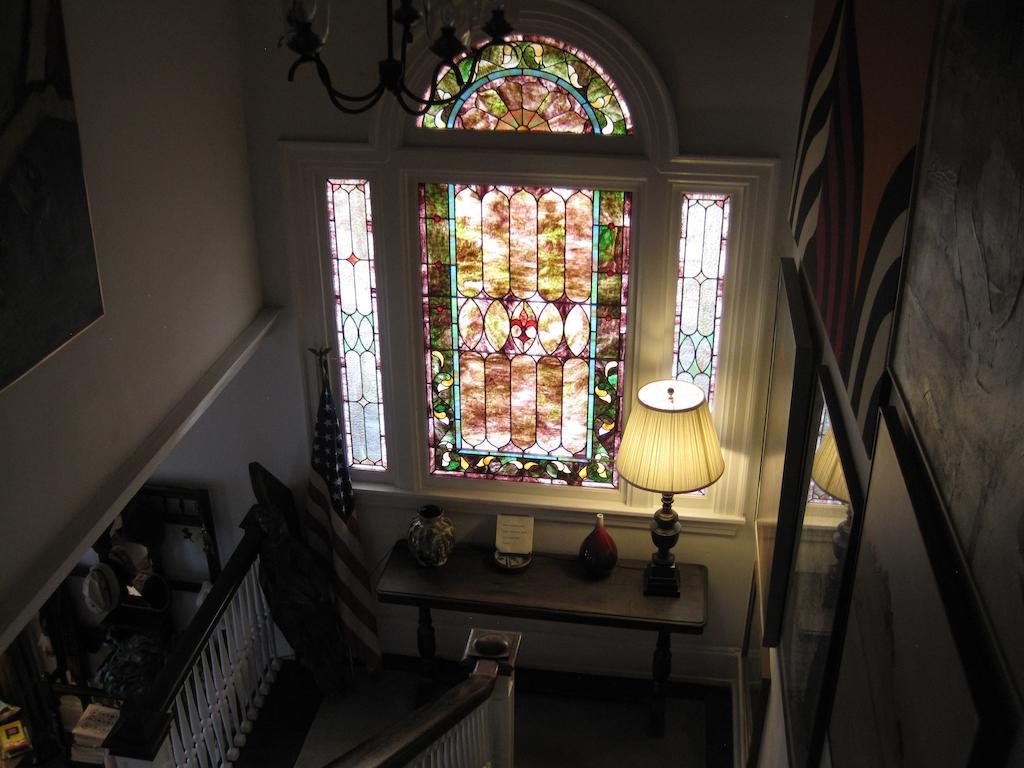 Bed & Breakfast On Broadway 3*